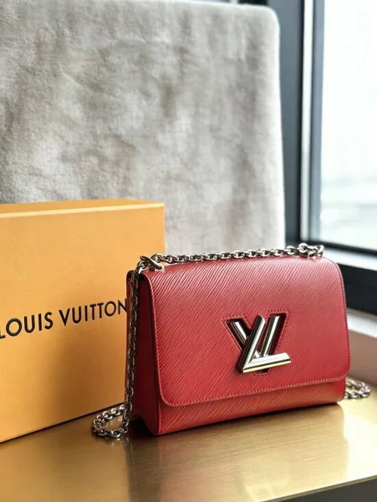 Louis Vuitton Twist MM Red Epi Bag - Picture 6 of 6
